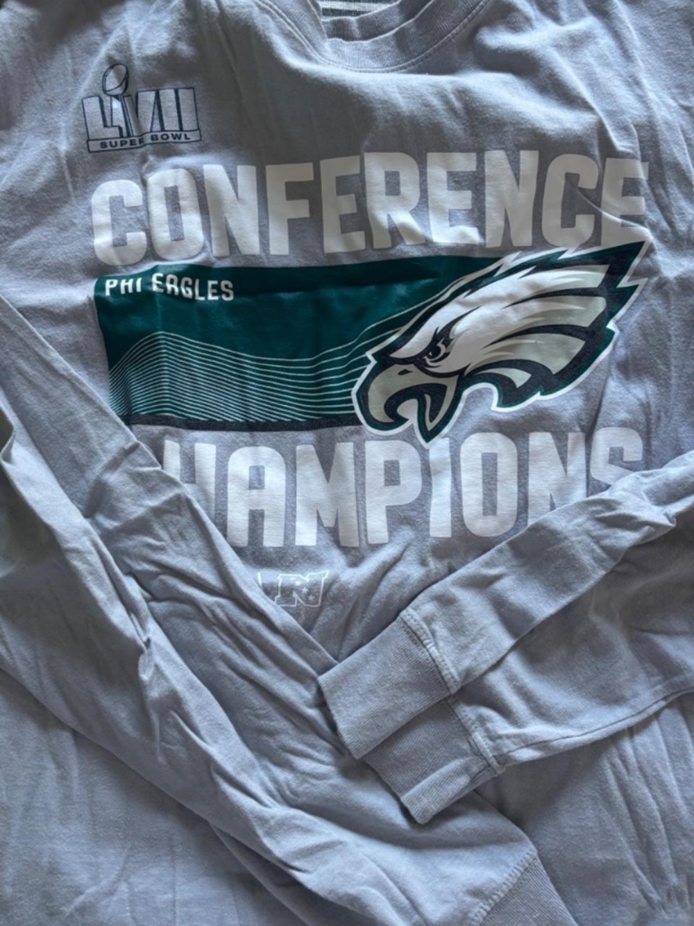 Philadelphia Eagles Tee - Picture 3 of 3
